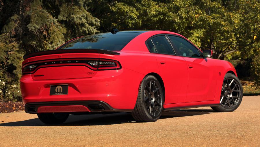  Dodge Charger R/T Mopar Concept 2014 года  (фото 2 из 2)
